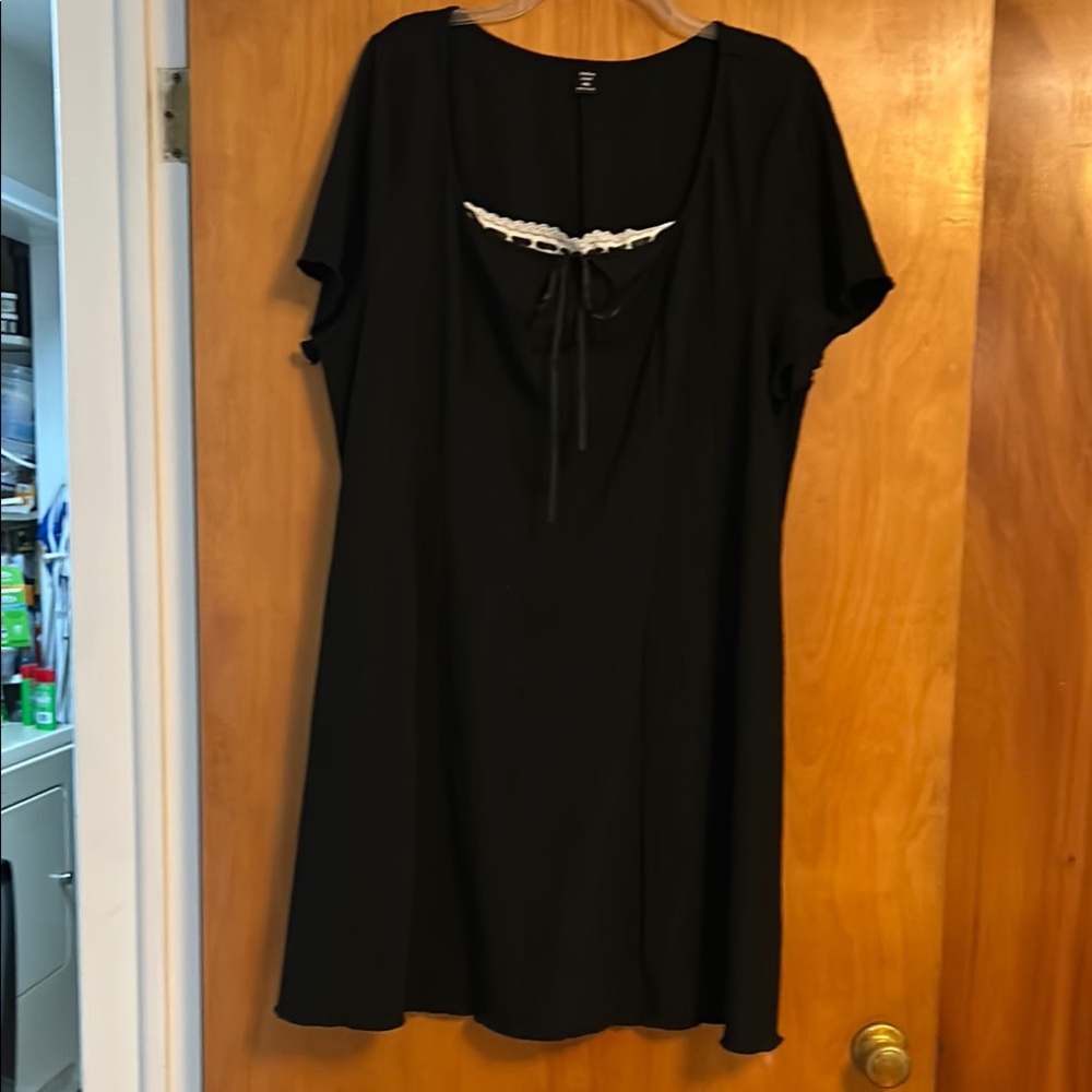SHEIN Black Dress with White Lace Detail